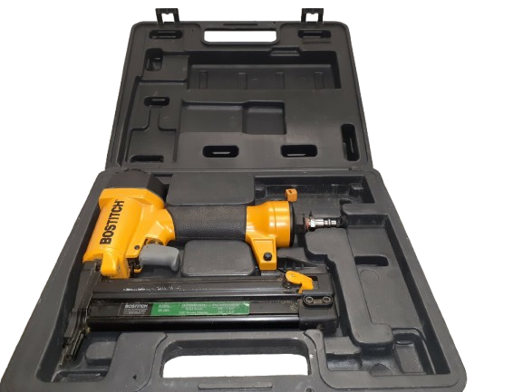 Clavadora Engrapadora Bostich - Profesional y Duradera