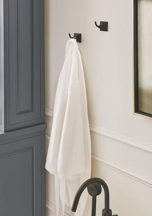 Percha Markham Matt Black - Elegante y Duradera