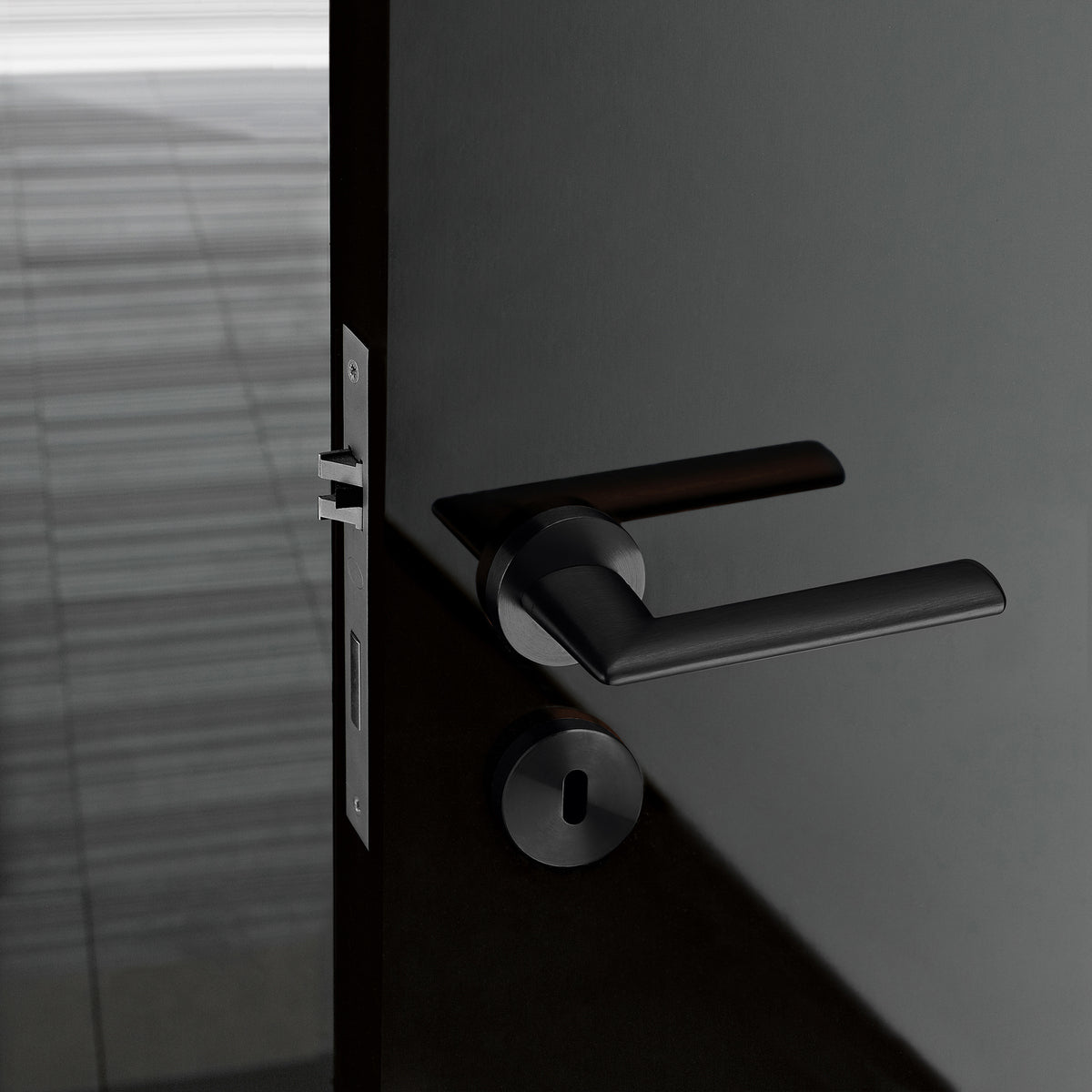 IN.00.240.SRTB PUXADOR TITANIUM BLACK