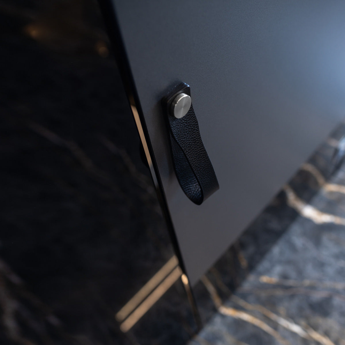 Pomo de Puerta Negro SR.00.001 N - Acero Inoxidable Duradero
