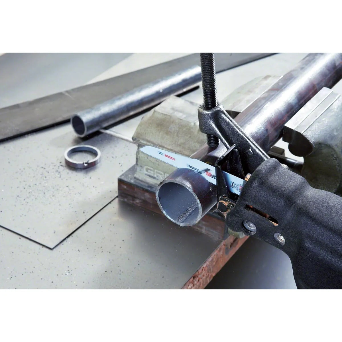 Segueta Bosch S1226BEF 12" - Corte Rápido y Preciso
