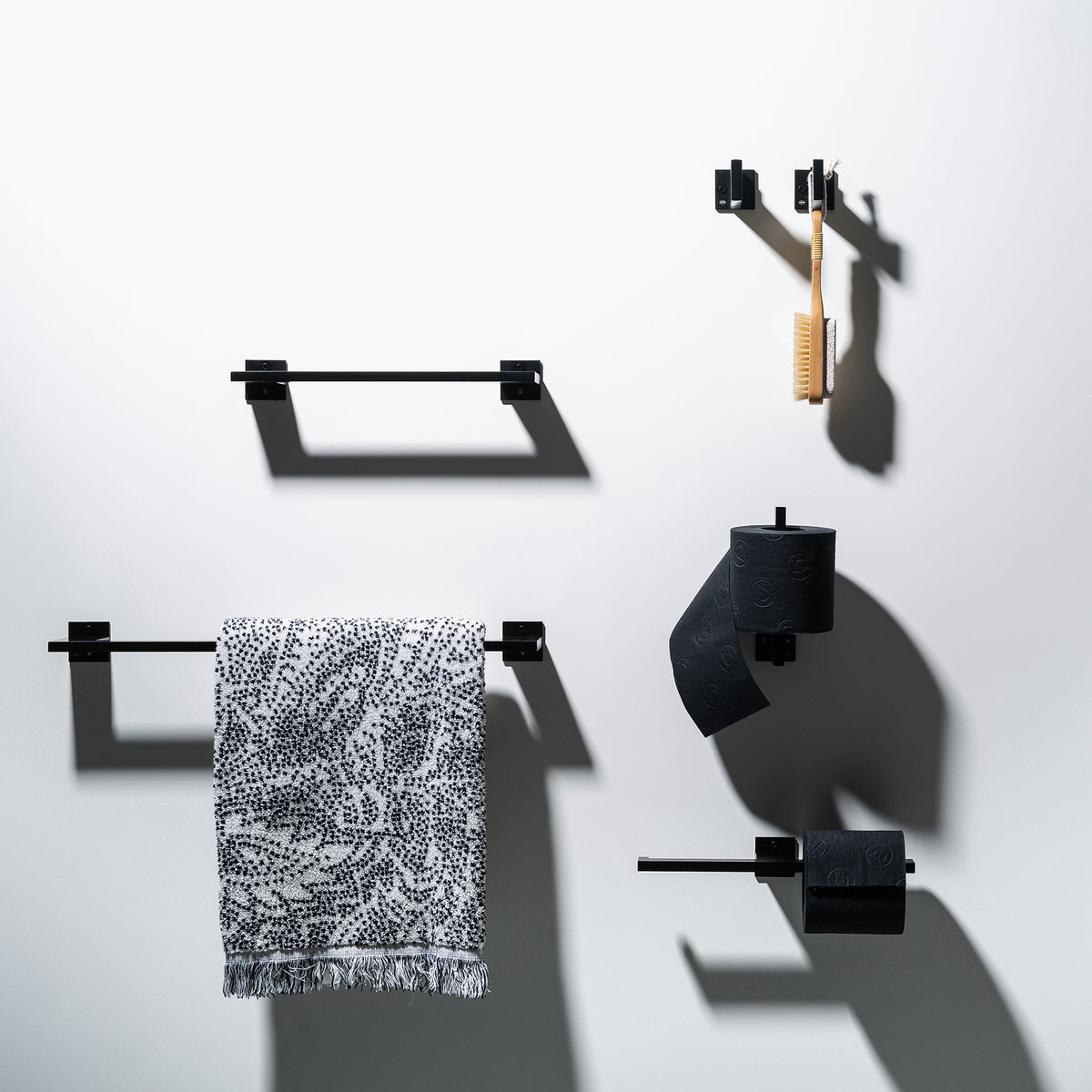 IN.44.203 SOPORTE DE PAPEL DOBLE SLIM BLACK JNF