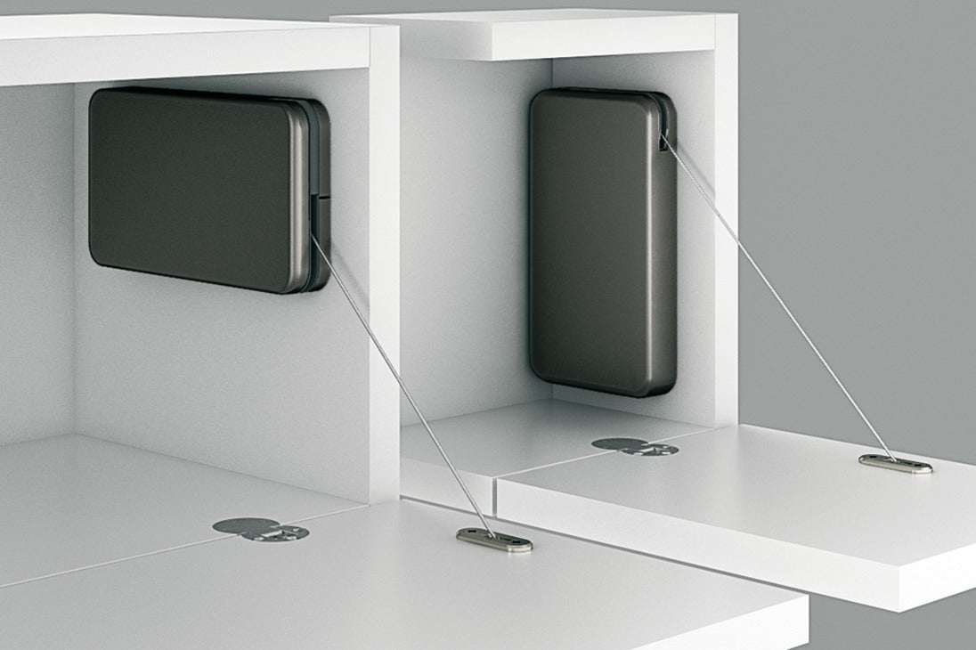 Retenedor Häfele: Seguridad y Precisión para Puertas Abatibles