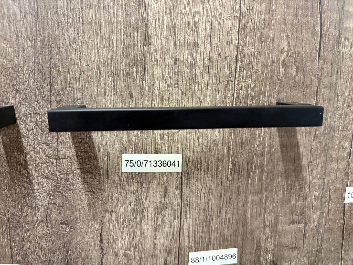 Jaladera Elegante Mod. 336 128 mm para Muebles